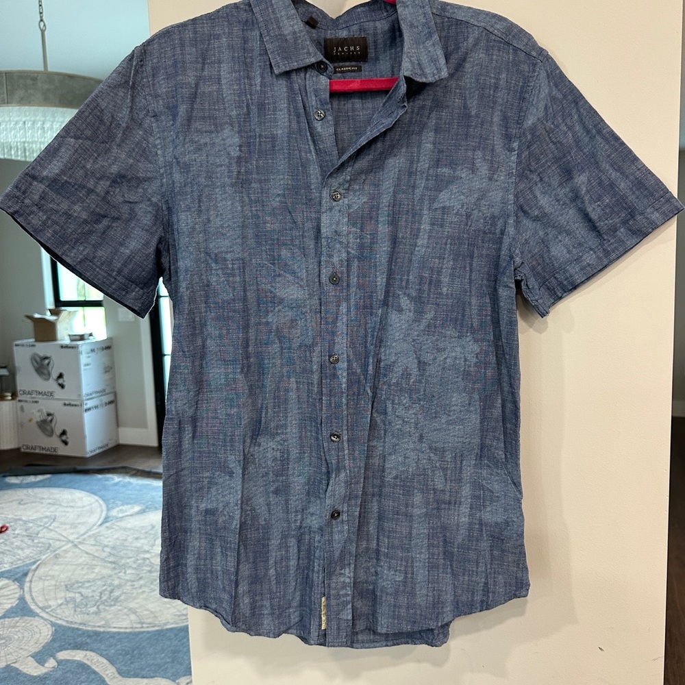 EUC Jachs New York Men's Blue Casual Button Down Shirt with tropical print